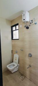 Bathroom Image of 925 Sq.ft 2 BHK Apartment / Flat for rent in Kumar Primavera B6, Wadgaon Sheri Pune for Rs. 30000