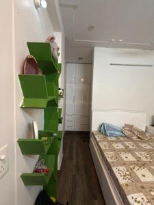 Bedroom Image of 2400 Sq.ft 3 BHK Builder Floor for rent in HUDA Plot Sector 38, Sector 38 Gurgaon for Rs. 50000