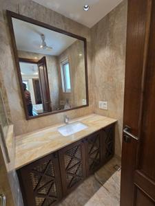 Bathroom Image of 4500 Sq.ft 4 BHK Builder Floor for rent in Hauz Khas New Delhi for Rs. 350000