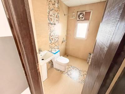 Bathroom Image of 2090 Sq.ft 3 BHK Apartment / Flat for sale in ACE Golfshire, Sector 150 Noida for Rs. 28000000