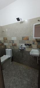 Bathroom Image of 1368 Sq.ft 3 BHK Apartment / Flat for rent in Greendale, Kil Ayanambakkam Chennai for Rs. 32000