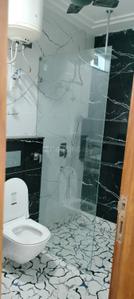 Bathroom Image of 1800 Sq.ft 3 BHK Builder Floor for sale in Mansarover Garden New Delhi for Rs. 38500000