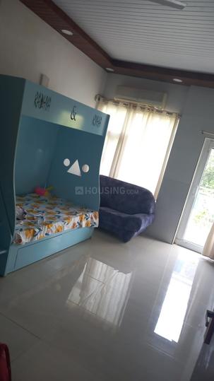 Mandakini Enclave, Alaknanda Bedroom 1