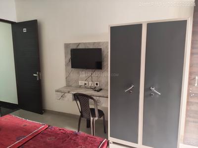 Bedroom Image of 350 Sq.ft 1 RK Independent House for rent in Sector 69 Gurgaon for Rs. 15000