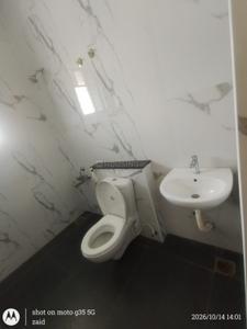 Bathroom Image of 1250 Sq.ft 3 BHK Villa for rent in VNCT Ocean Drive Villas ECR, Vadanemmeli Chennai for Rs. 40000