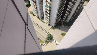 Living Room Image of 1790 Sq.ft 3.5 BHK Apartment / Flat for rent in Assotech The Nest, Crossings Republik Ghaziabad for Rs. 23000