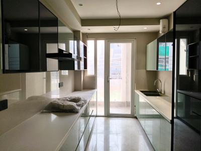 Kitchen Image of 3260 Sq.ft 4 BHK Builder Floor for sale in Paramount Low Rise Floors South City 2, Sector 49 Gurgaon for Rs. 39000000