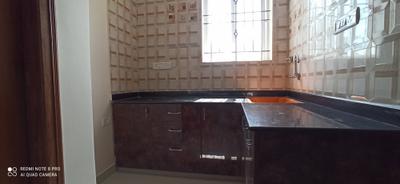 Kitchen Image of 450 Sq.ft 1 BHK Apartment / Flat for rent in Domlur Layout Bengaluru for Rs. 25000