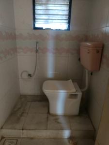 Common Bathroom Image of 980 Sq.ft 2 BHK Apartment / Flat for sale in Daffodils, Magarpatta City Pune for Rs. 13000000