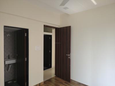 Bedroom Image of 655 Sq.ft 2 BHK Apartment / Flat for rent in Parshwanath Galaxy, Kasarvadavali Thane for Rs. 25600