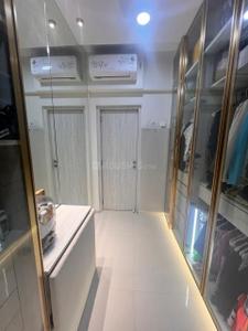 Kitchen Image of 700 Sq.ft 2 BHK Apartment / Flat for rent in Royal Oasis, Malad West Mumbai for Rs. 60000