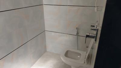 Bathroom Image of 460 Sq.ft 1 BHK Apartment / Flat for rent in Reliable Unique Pride, Vikhroli East Mumbai for Rs. 36000