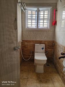 Bathroom Image of 650 Sq.ft 1 BHK Builder Floor for rent in HSR Layout Bengaluru for Rs. 30000