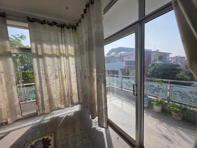 Balcony Image of 1800 Sq.ft 2 BHK Builder Floor for rent in Krishna Nagar Lucknow for Rs. 25000