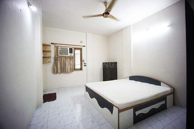 Bedroom Image of 2025 Sq.ft 4 BHK Apartment / Flat for sale in Maninagar Ahmedabad for Rs. 11800000