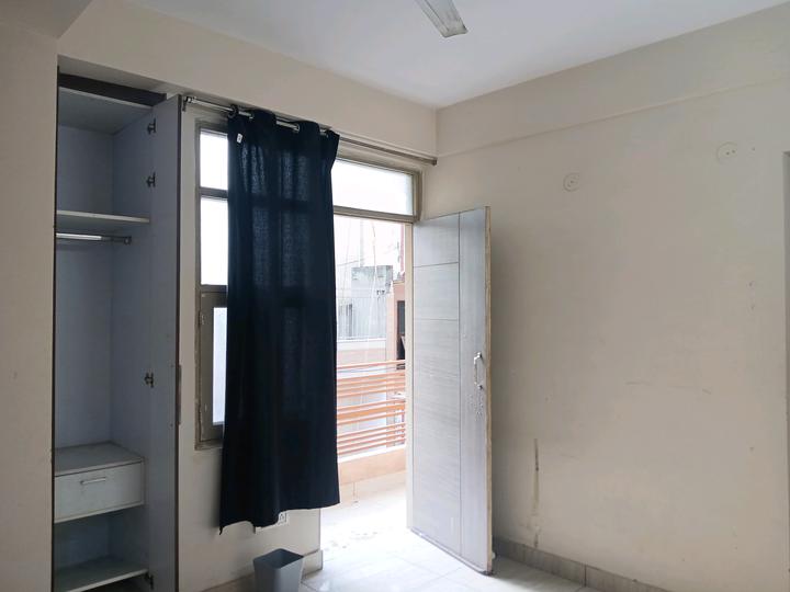 Basai Darapur, Bali Nagar Bedroom One 1