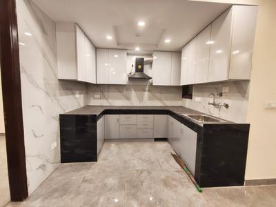 Kitchen Image of 900 Sq.ft 3 BHK Builder Floor for rent in Govindpuri New Delhi for Rs. 25000