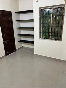 Bedroom Image of 815 Sq.ft 2 BHK Apartment / Flat for rent in  Sreejee Bitter Sweet, Chelliamma Nagar Chennai for Rs. 18000