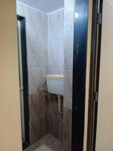 Bathroom Image of 750 Sq.ft 1 BHK Apartment / Flat for sale in Platinum Emporius, Ulwe Navi Mumbai for Rs. 9500000