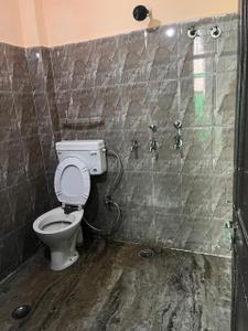 Bathroom Image of 646 Sq.ft 2 BHK Builder Floor for rent in Gulistanpur Greater Noida for Rs. 15000