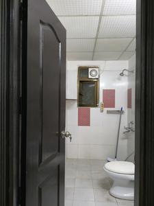 Common Bathroom Image of 1195 Sq.ft 2 BHK Apartment / Flat for sale in Angel Mercury , Indirapuram Ghaziabad for Rs. 10931000