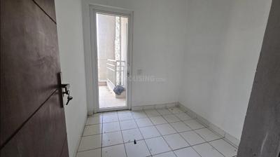 Servant Room Image of 2950 Sq.ft 4 BHK Apartment / Flat for sale in Puri Diplomatic Greens, Sector 110A Gurgaon for Rs. 45500000