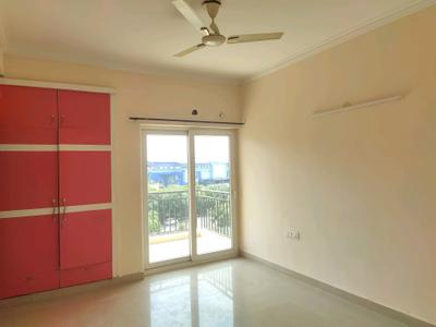 Bedroom Image of 1685 Sq.ft 3 BHK Apartment / Flat for sale in Paramount Floraville, Sector 137 Noida for Rs. 20500000
