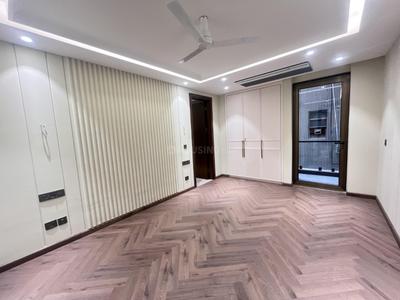 Bedroom Image of 4500 Sq.ft 4 BHK Builder Floor for sale in Kailash Colony New Delhi for Rs. 175000000
