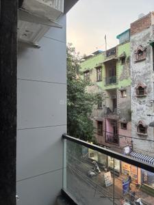 Balcony Image of 1000 Sq.ft 3 BHK Builder Floor for rent in Tagore Garden Extension New Delhi for Rs. 45000