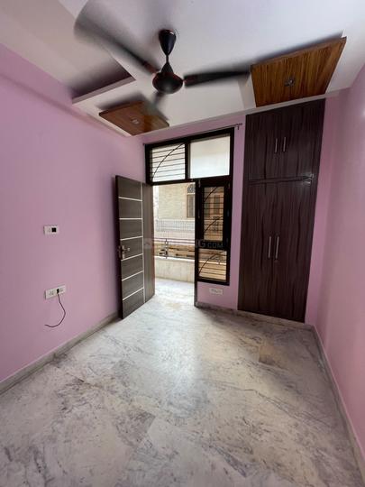 Shalimar Bagh Bedroom 1