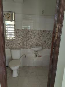 Bathroom Image of 939 Sq.ft 2 BHK Apartment / Flat for rent in Pearl Shivoham Gardenia, Madhyamgram Kolkata for Rs. 15000