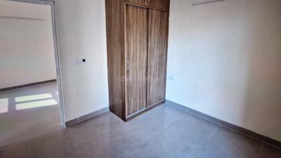 Bedroom Image of 800 Sq.ft 2 BHK Apartment / Flat for rent in Shree Vardhman Mantra, Sector 67 Gurgaon for Rs. 22000