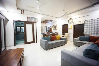 Hall Image of 1800 Sq.ft 3 BHK Apartment / Flat for sale in Gurukul Ahmedabad for Rs. 13500000