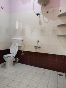 Bathroom Image of 1200 Sq.ft 3 BHK Independent House for rent in Kumaraswamy Layout Bengaluru for Rs. 35000