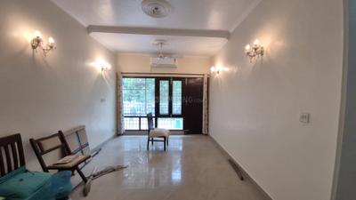 Living Room Image of 1550 Sq.ft 2 BHK Apartment / Flat for rent in Vasant Kunj New Delhi for Rs. 67000