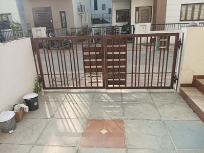 Balcony Image of 2900 Sq.ft 3 BHK Duplex for rent in New Alkapuri Vadodara for Rs. 35000