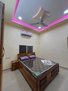 Bedroom Image of 1200 Sq.ft 1 BHK Apartment / Flat for rent in Paldi Ahmedabad for Rs. 20000