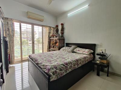 Bedroom Image of 1100 Sq.ft 3 BHK Apartment / Flat for sale in Santacruz East Mumbai for Rs. 40000000