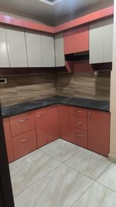Kitchen Image of 960 Sq.ft 3 BHK Builder Floor for rent in Kidwai Nagar Kanpur for Rs. 15000