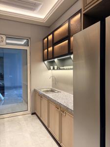 Kitchen Image of 660 Sq.ft 2 BHK Apartment / Flat for sale in Sheth Promont, Sion Mumbai for Rs. 18900000