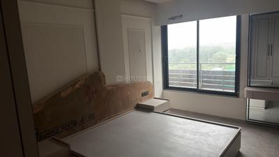 4 BHK Flat
