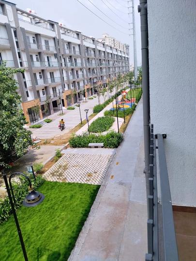 Smart World Gems Main Image 1