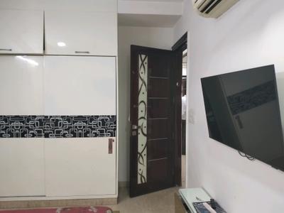 Bedroom Image of 1700 Sq.ft 5 BHK Builder Floor for sale in Pitampura New Delhi for Rs. 39500000