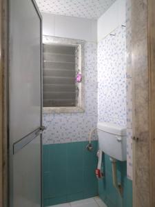 Common Bathroom Two Image of 750 Sq.ft 2 BHK Apartment / Flat for sale in Rashmi Star City, Nalasopara East Nala Sopara for Rs. 4800000