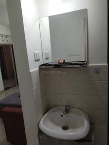 Bathroom Image of 914 Sq.ft 2 BHK Apartment / Flat for rent in Scheme No 140 Indore for Rs. 23000