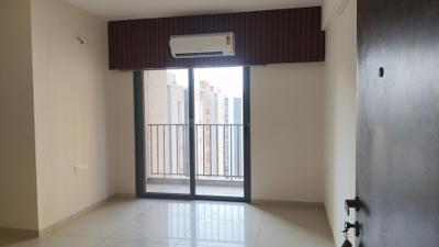 Living Room Image of 1520 Sq.ft 3 BHK Apartment / Flat for rent in Adani Amogha, Shantigram Ahmedabad for Rs. 34500