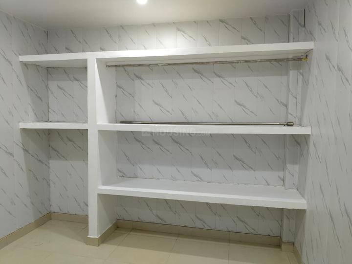 Floor on rent for small family  Bedroom 1