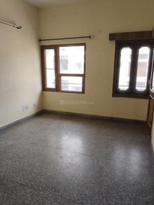 Bedroom Image of 900 Sq.ft 2 BHK Builder Floor for rent in Sector 35 Chandigarh for Rs. 16000