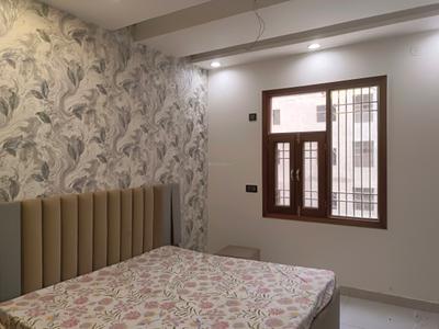 Bedroom Image of 1350 Sq.ft 4 BHK Apartment / Flat for sale in Sector 38 Rohini New Delhi for Rs. 10500000