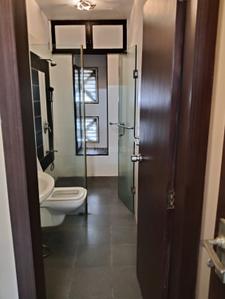 Bathroom Image of 1308 Sq.ft 2 BHK Apartment / Flat for sale in CIDCO Seawoods Estate, Seawoods Navi Mumbai for Rs. 36000000